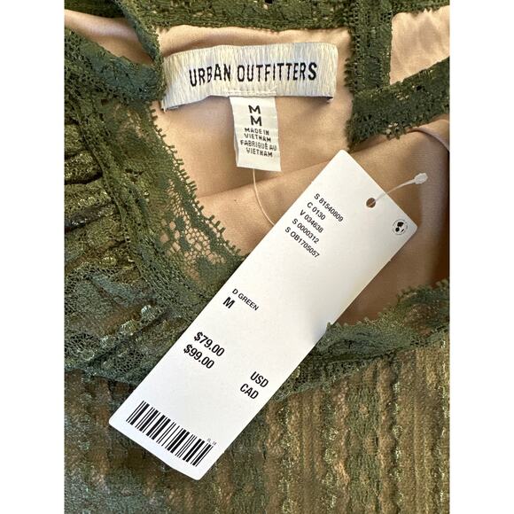 Urban Outfitters - Nikita Lace Hanky Hem Midi Dress in Green - Picture 3 of 5